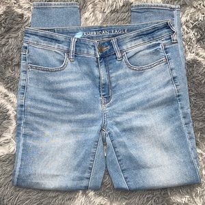 American Eagle Jeggings with Super Stretch. Denim. Size 8S.